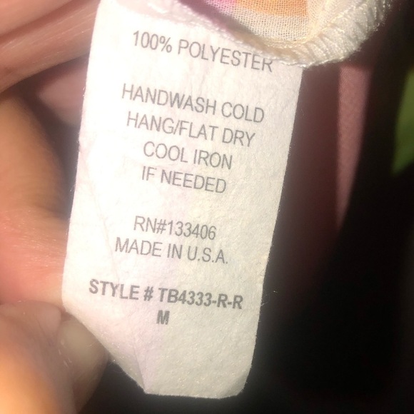 3/$25 🍄 Charlotte Russe Semi Sheer Striped Top Medium - Picture 4 of 4